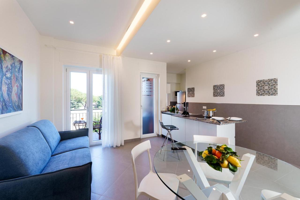 Marina Piccola Appartement Sorrento Buitenkant foto
