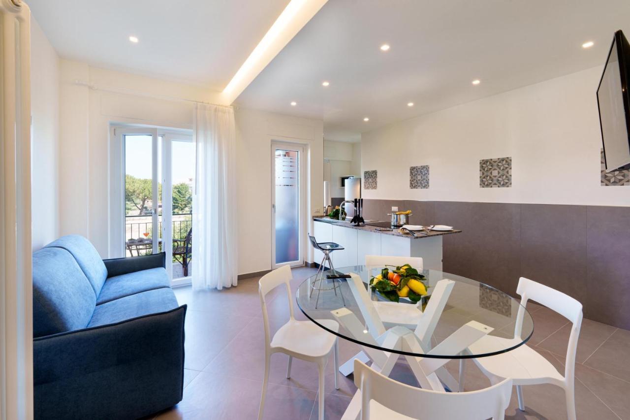 Marina Piccola Appartement Sorrento Buitenkant foto